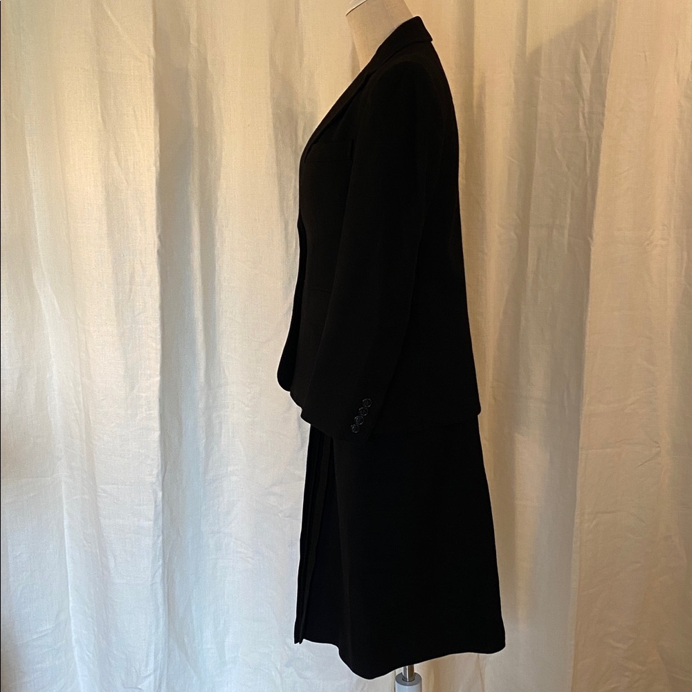 Evan-Picone Wool Suit - Picture 5 of 15
